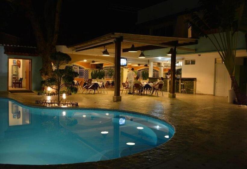 キングサイズベッドのスイートルーム, New Garden