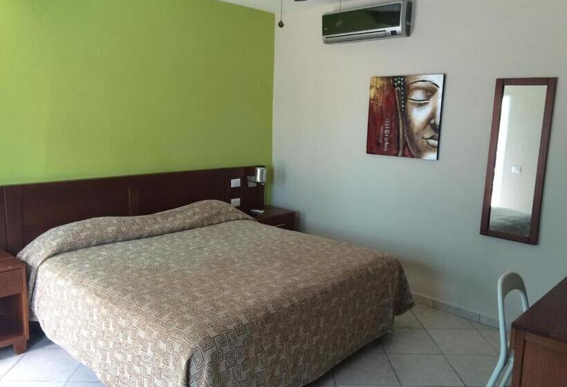 シングルデラックスルーム, New Garden