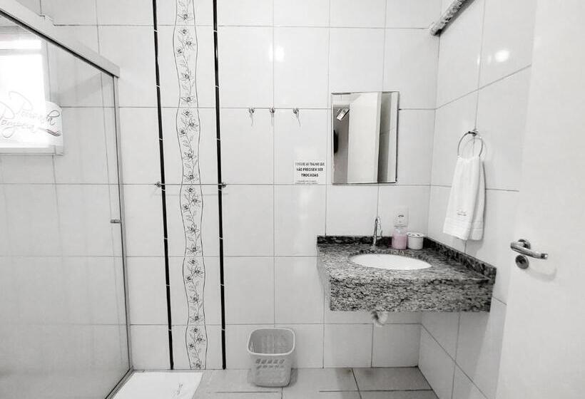 스탠다드 트리플 룸 풀장 전망, Pousada Pompeia