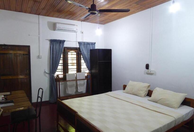 스탠다드 룸, Riviera Resort