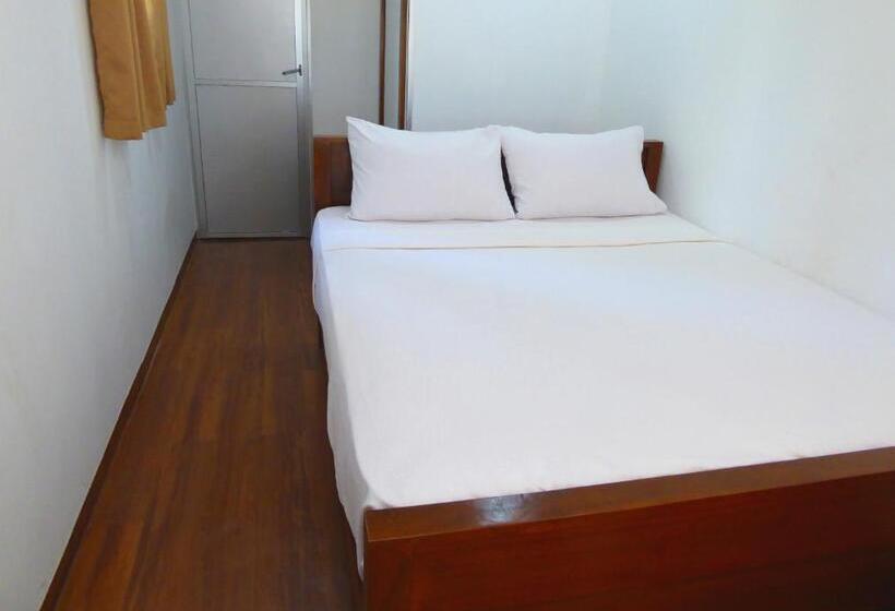 스탠다드 룸 호수 전망, Riviera Resort