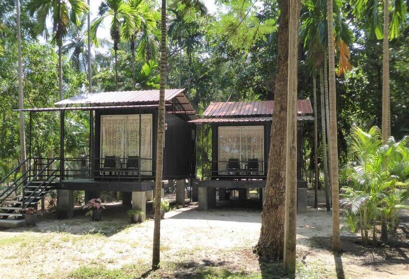 스탠다드 룸 호수 전망, Riviera Resort