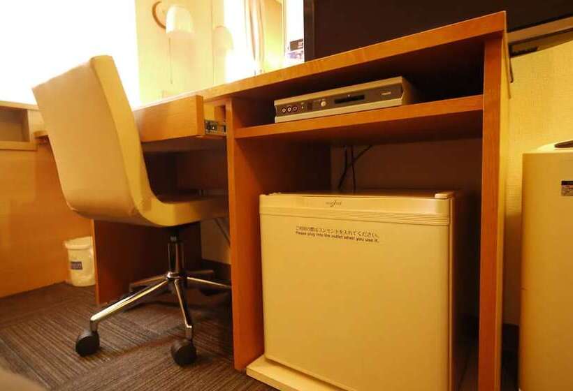 Номер Стандарт, Route Inn Isehara Ooyama Inter Kokudo 246 Gou