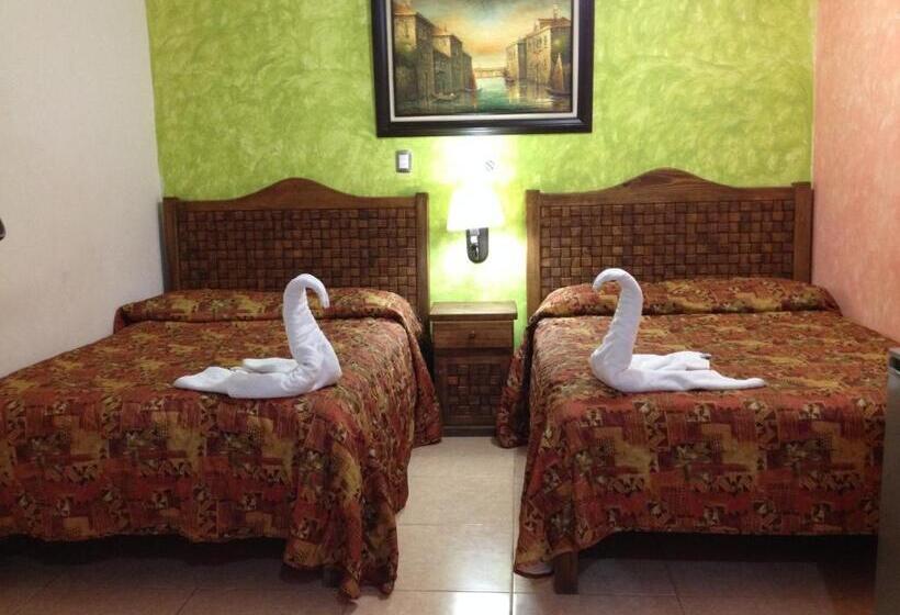 اتاق استاندارد با 2 تخت دوبل, Terracota Corner Rooms