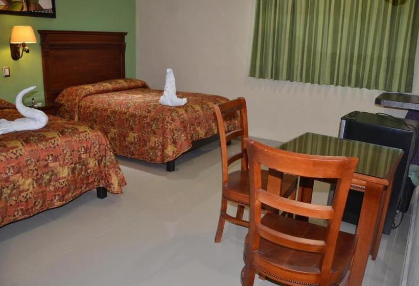 اتاق استاندارد با 2 تخت دوبل, Terracota Corner Rooms