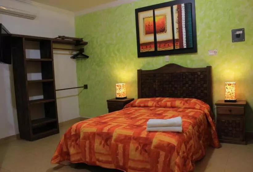 اتاق استاندارد سه نفره, Terracota Corner Rooms