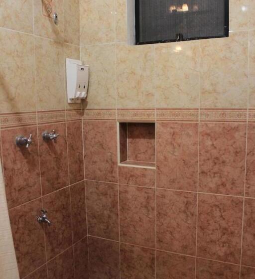 اتاق اکونومی, Terracota Corner Rooms