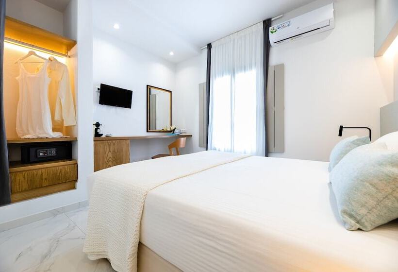 غرفة ديلوكس مطلّة علي البحر, Kandiani Bleu Ciel