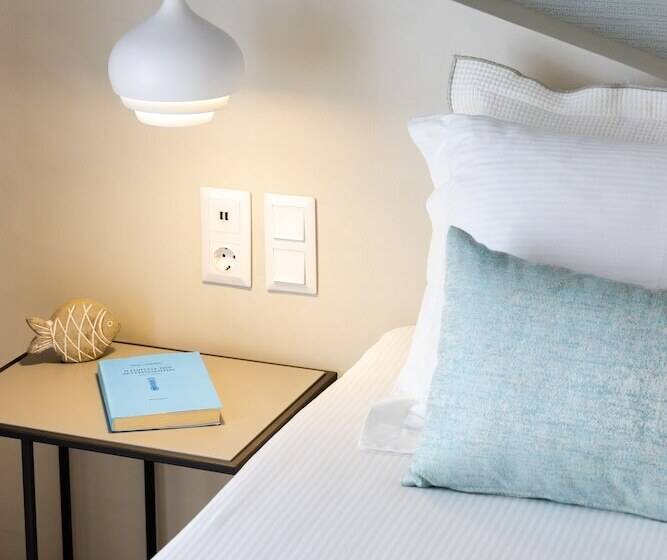 جناح جونيور مطلّ علي البحر, Kandiani Bleu Ciel