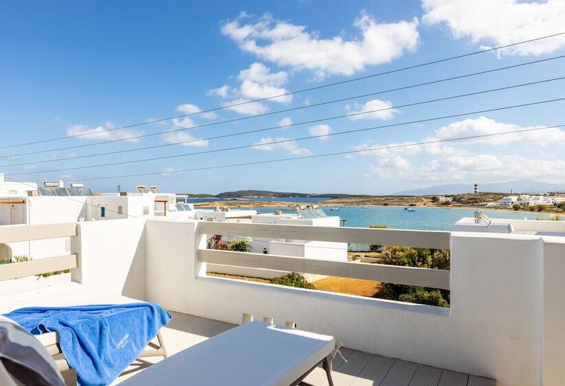 جناح بريميوم مطل علي البحر, Kandiani Bleu Ciel