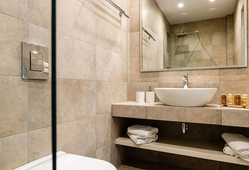 جناح عائلي, Kandiani Bleu Ciel