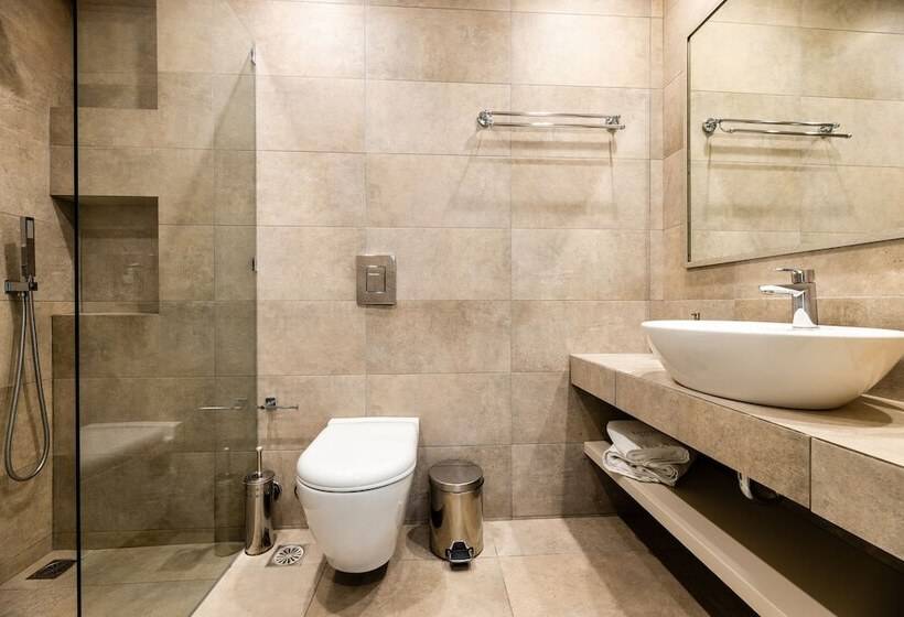 جناح عائلي, Kandiani Bleu Ciel