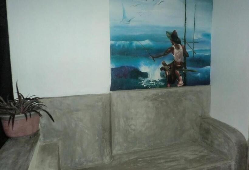 Quarto Estandar com Sacada, Peacock Wings Guest
