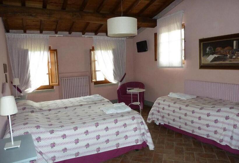トリプルクラシックルーム, Agriturismo La Forra