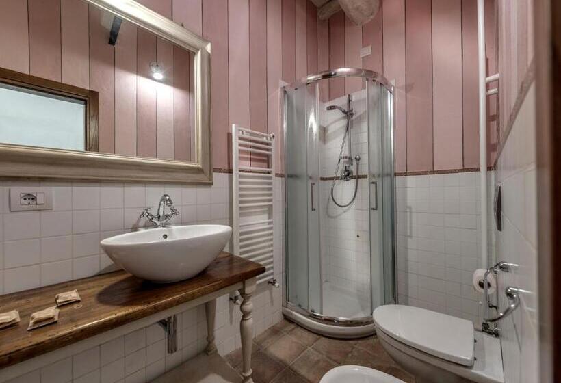 트리플 클래식 룸, Agriturismo La Forra