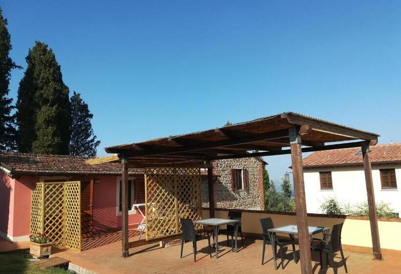 스탠다드 테라스 룸, Agriturismo La Forra