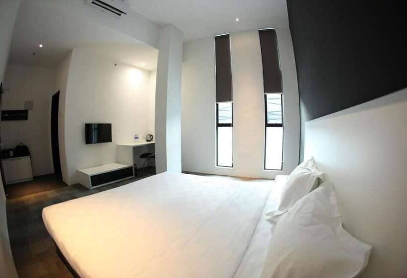 חדר סטנדרט, Beverly