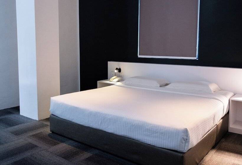 חדר סטנדרט, Beverly