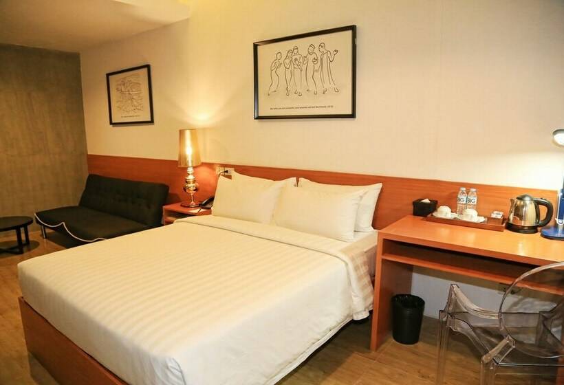 اتاق اجرایی, Big