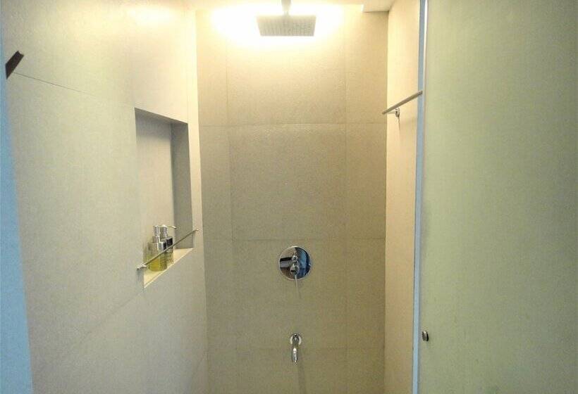 اتاق پرمیوم, Canvas Boutique