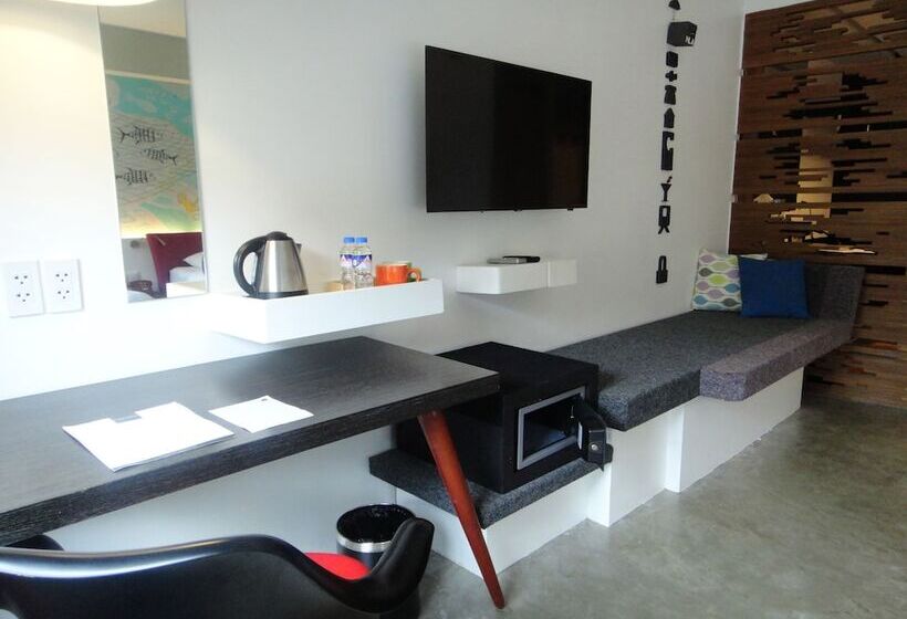 اتاق پرمیوم, Canvas Boutique