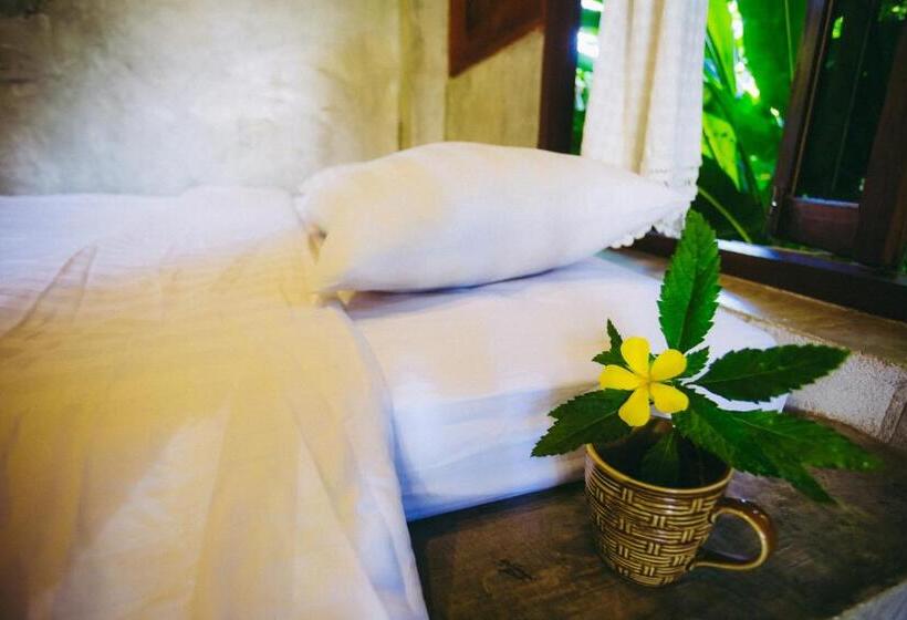 Бунгало Deluxe, Sawasdeepai River Resort