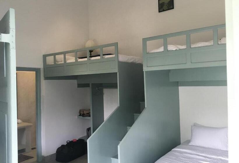 חדר משפחתי דלוקס, Khalid S Guest House