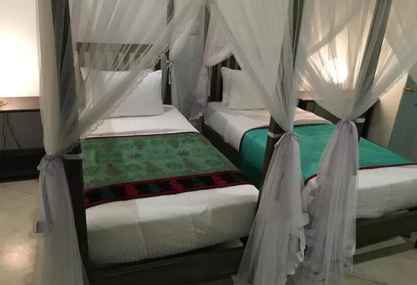 اتاق استاندارد, Khalid S Guest House