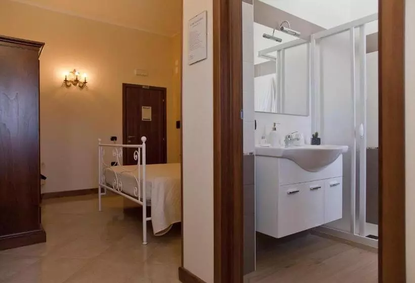 スタンダードルーム, Kalinifta Residence