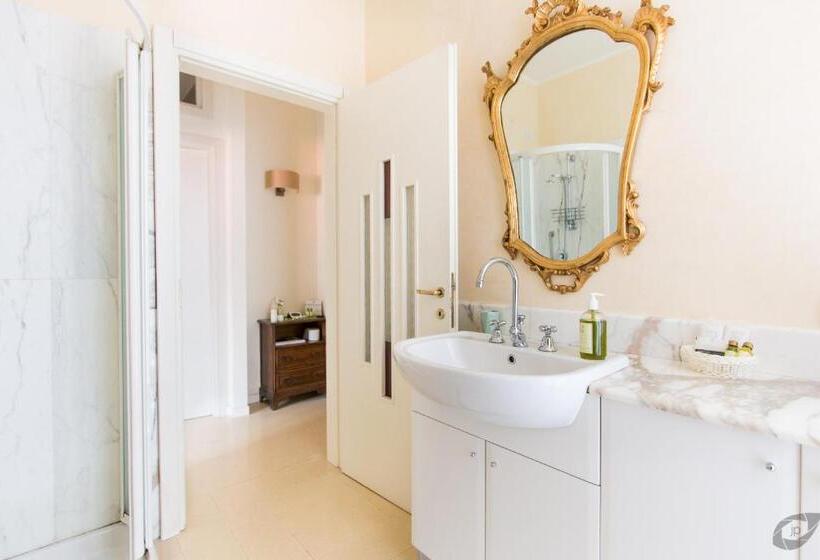 اتاق اکونومی, B&b La Sosta Degli Artisti