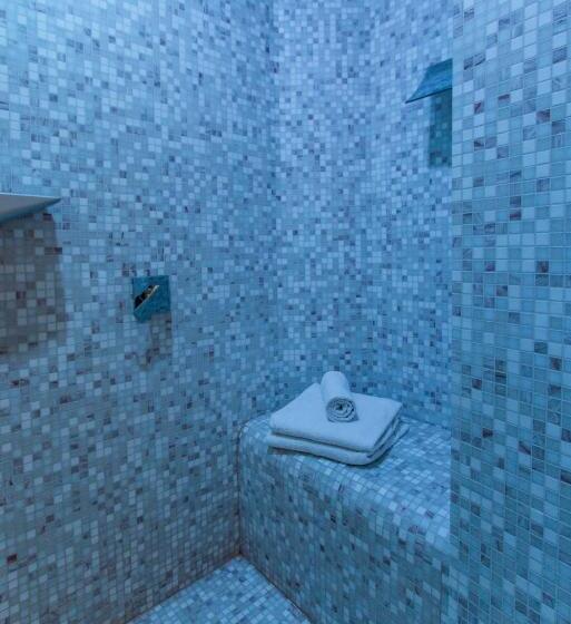 جناح جونيور, B&b La Sosta Degli Artisti