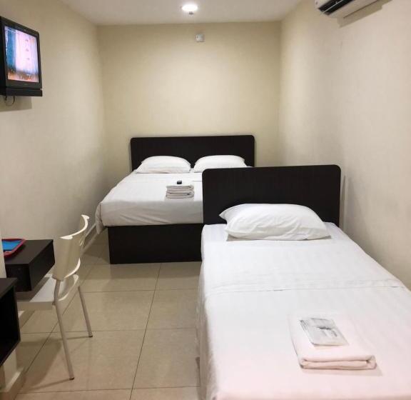 Трежместный Номер Economy, De Uptown Hotel @ Subang Jaya
