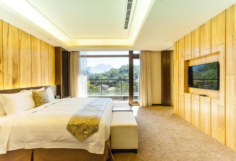 带大床的豪华间, Fuli Hot Spring Resort