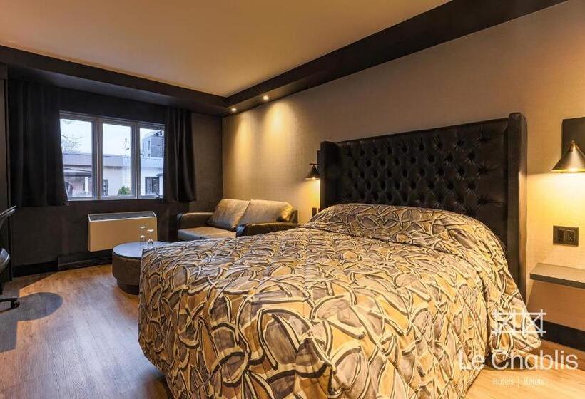 اتاق راحتی, Le Chablis Cadillac