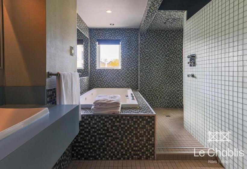 سوییت لوکس, Le Chablis Cadillac