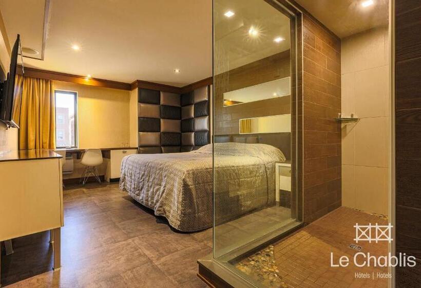 سوییت لوکس, Le Chablis Cadillac