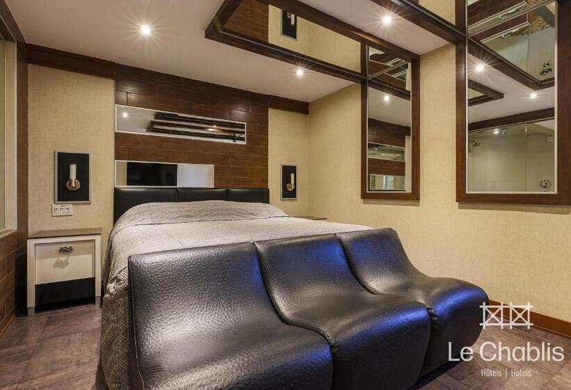 سوییت لوکس, Le Chablis Cadillac