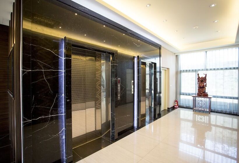 اتاق لوکس, Formosan Naruwan Garden