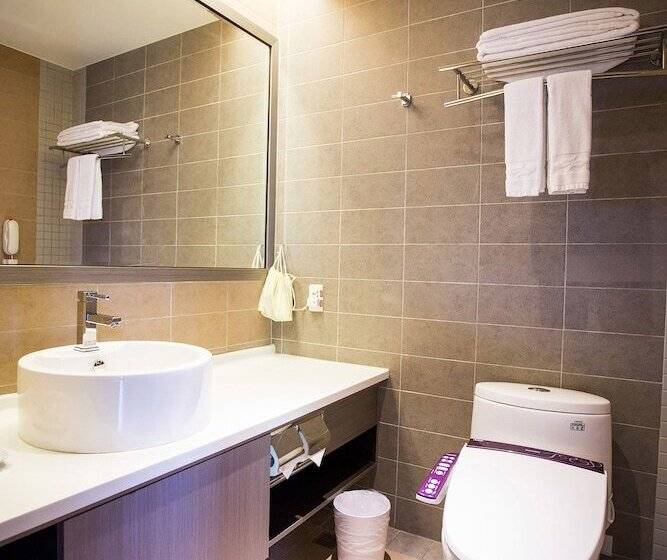 اتاق لوکس چهار تخته, Formosan Naruwan Garden