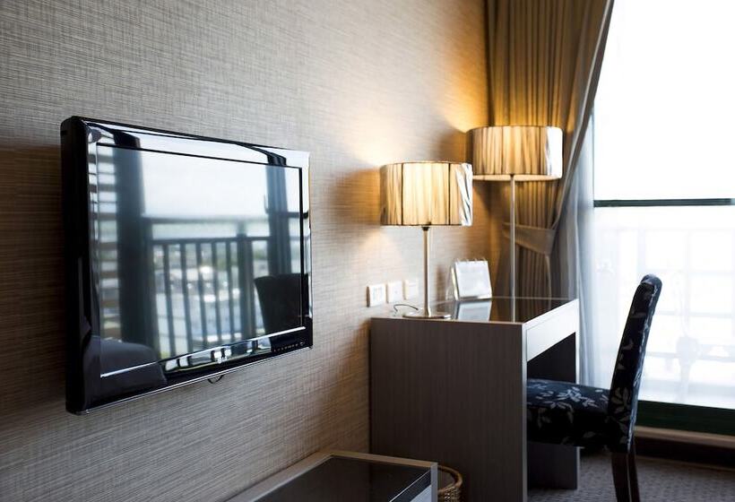 اتاق لوکس چهار تخته, Formosan Naruwan Garden