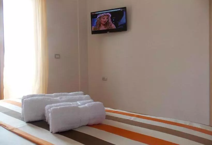 اتاق استاندارد چهار تخته, Piccolino