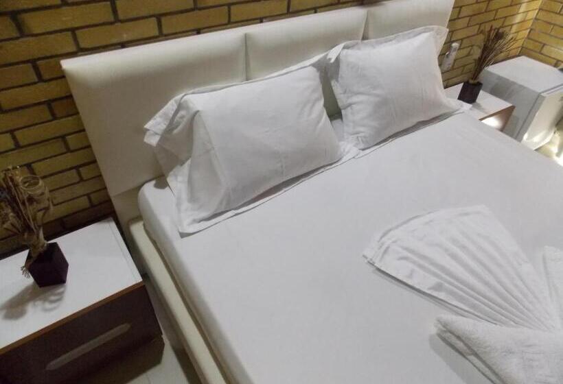 غرفة ديلوكس مطلّة علي البحر, Piccolino