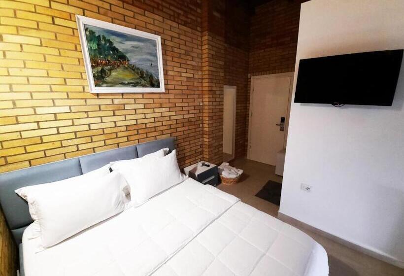 غرفة ديلوكس مطلّة علي البحر, Piccolino