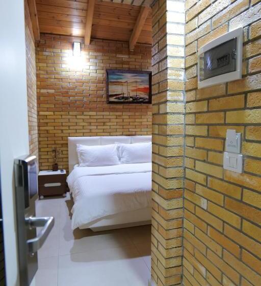 غرفة ديلوكس مطلّة علي البحر, Piccolino