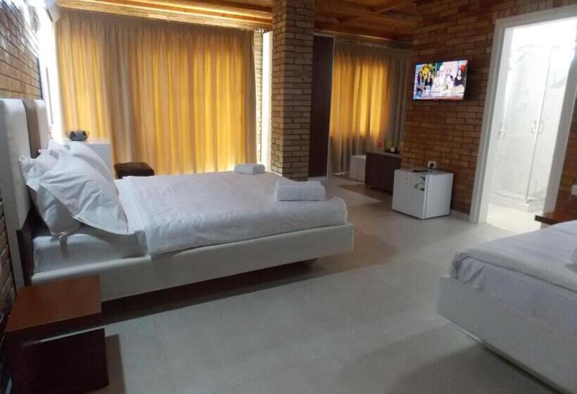 غرفة ديلوكس ثلاثية مطلة على البحر, Piccolino