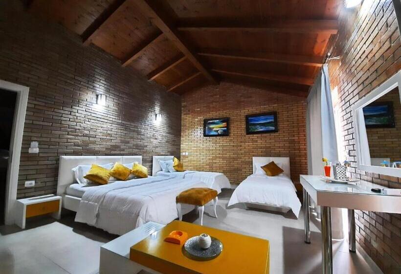 جناح ديلوكس مطل على البحر, Piccolino