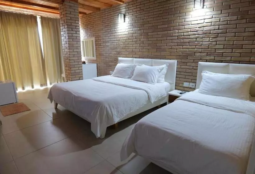 Deluxe Triple Room Sea View