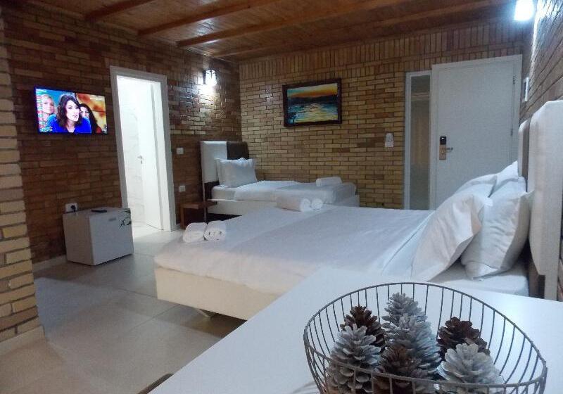 غرفة ديلوكس ثلاثية مطلة على البحر, Piccolino