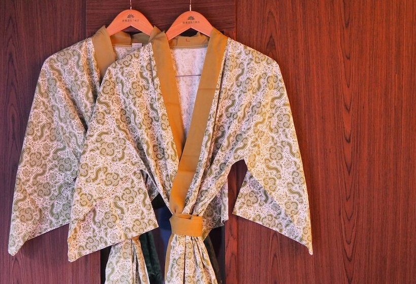 高级三人间, Fuli Hot Spring Resort