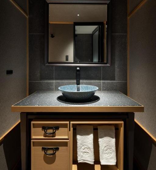 غرفة قياسية, Yakakutei